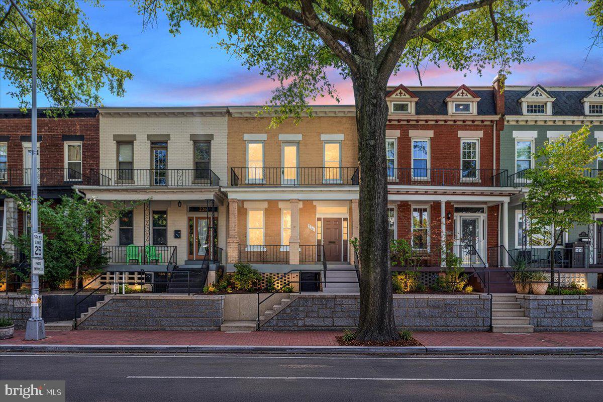 228 Rhode Island Ave NW — photo