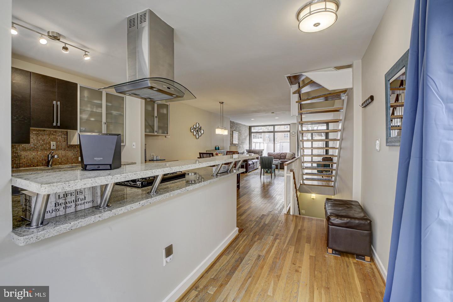 1273 Delaware Ave SW — photo
