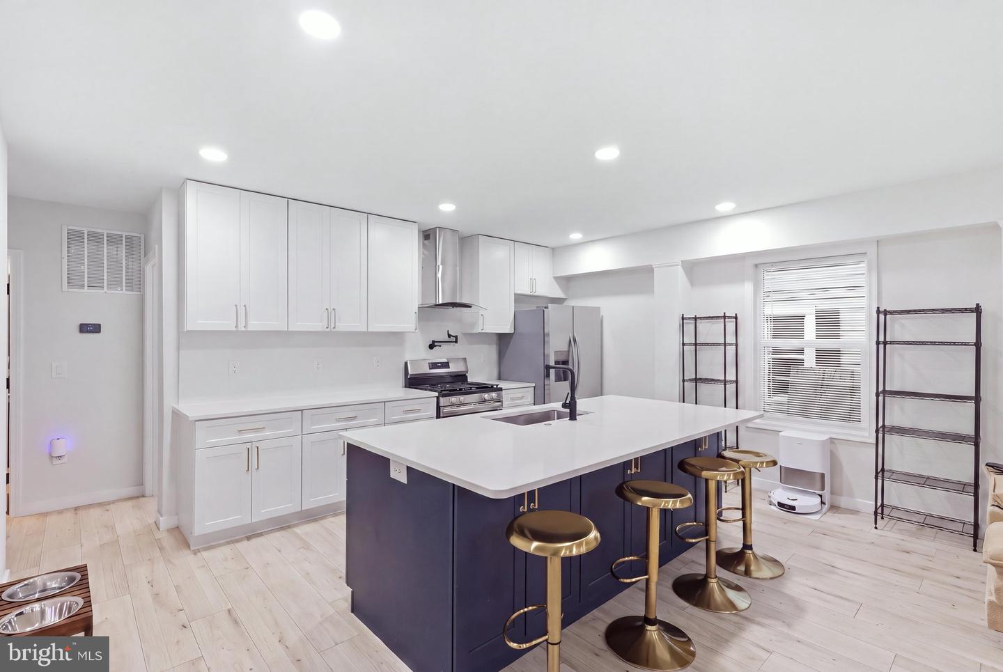 3127 G St SE — photo