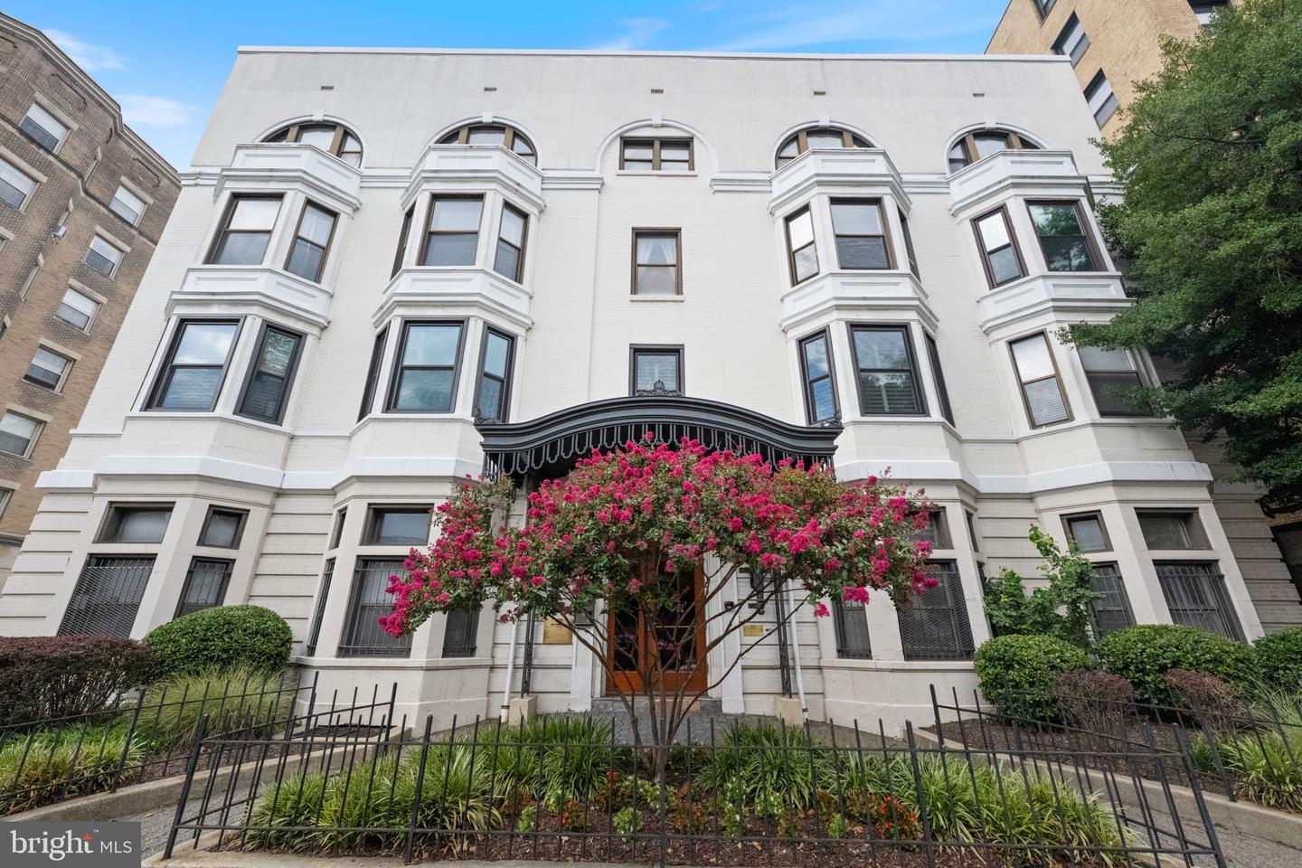 1669 Columbia Rd NW #2nd Level — photo