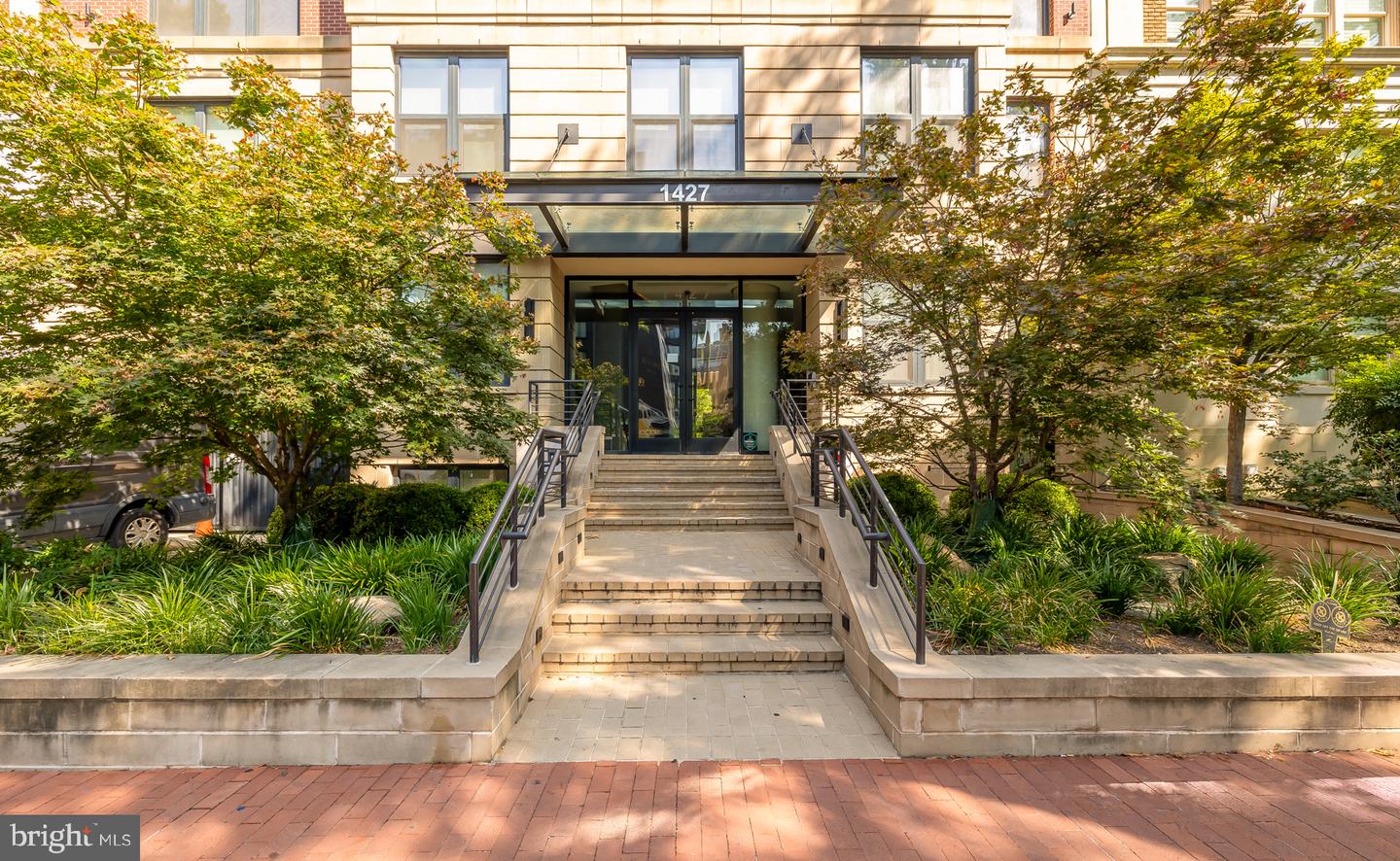 1427 Rhode Island Ave NW #402 — photo