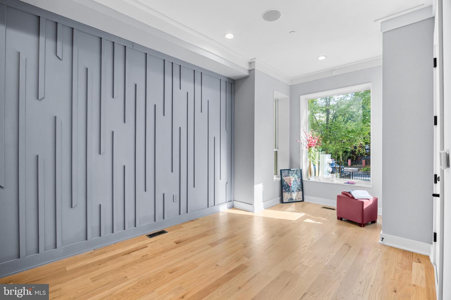 1329 Irving St NW #1 — photo