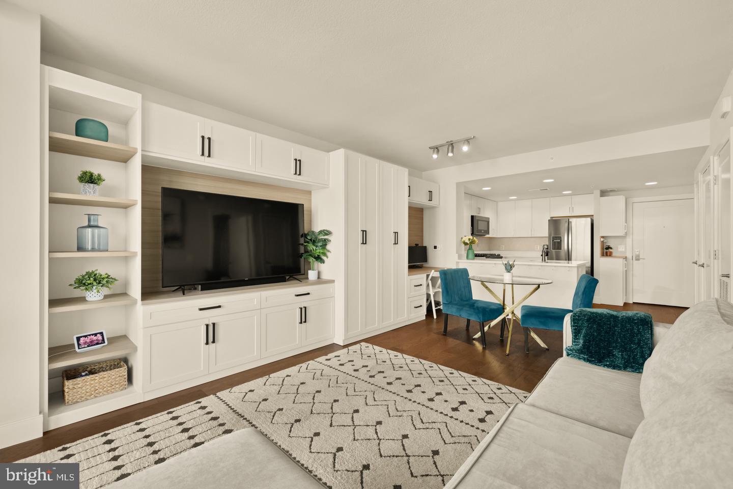 50 Florida Ave NE #412 — photo