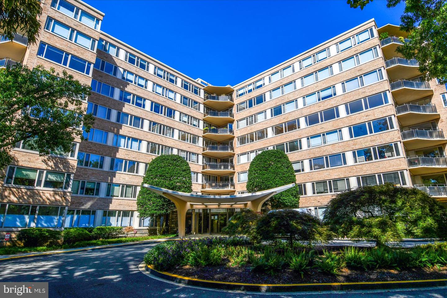 4101 Cathedral Ave NW #107 — photo