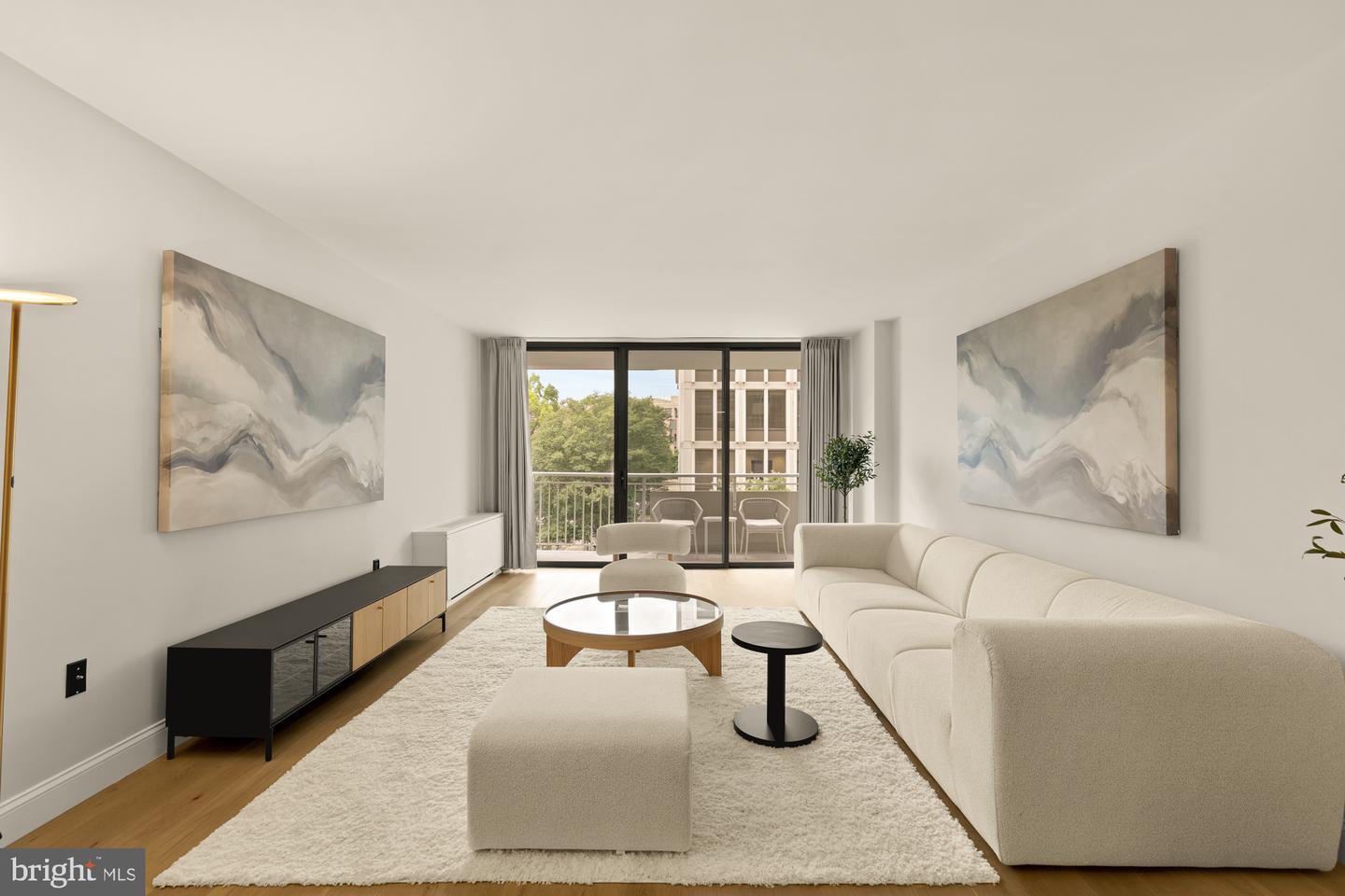 3001 Veazey Ter NW #709 — photo