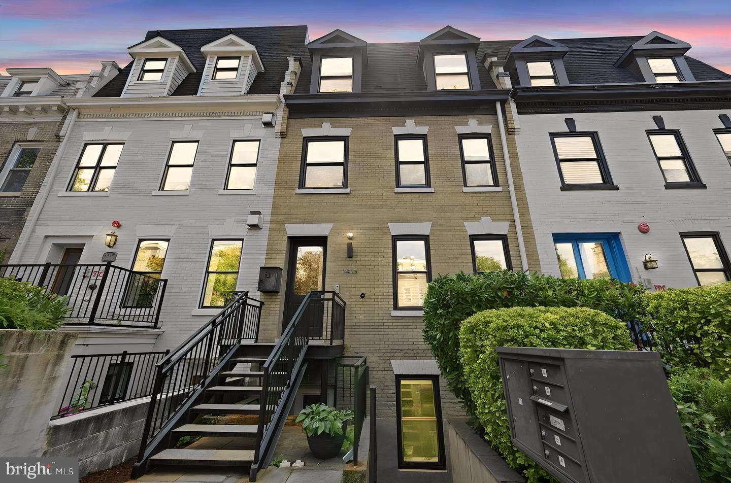 1478 Harvard St NW #1 — photo