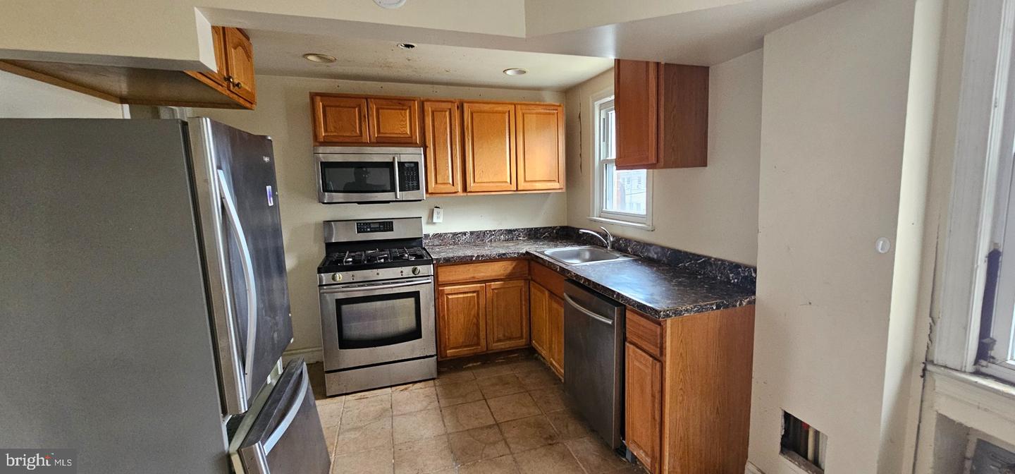1752 Lyman Pl NE — photo