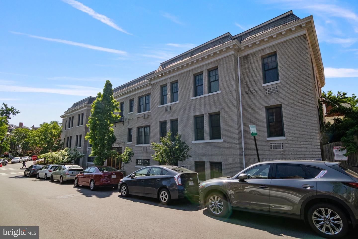 1708 Newton St NW #104 — photo