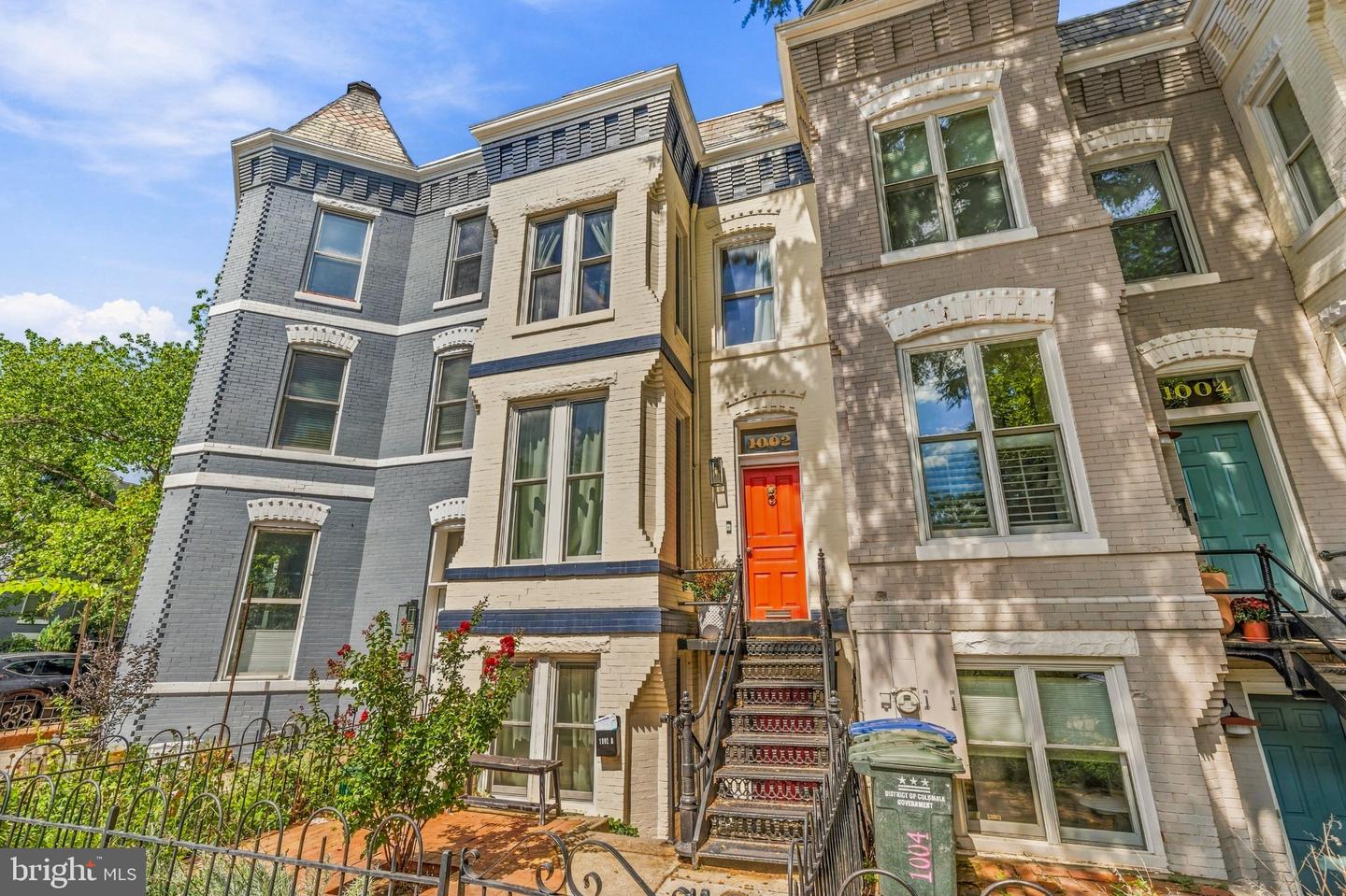1002 Constitution Ave NE — photo