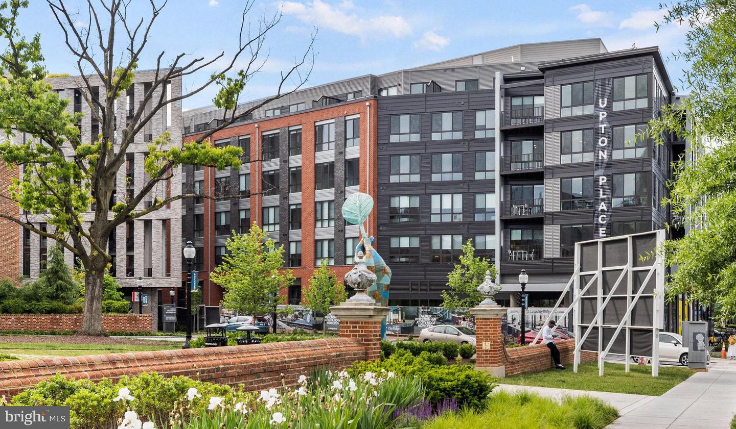 4000 Wisconsin Ave NW #Parc-3116 — photo