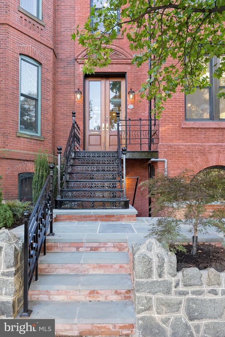 1514 R Street NW, Washington, DC 20009 — photo 2