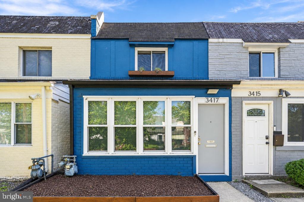 3417 Baker St NE — photo