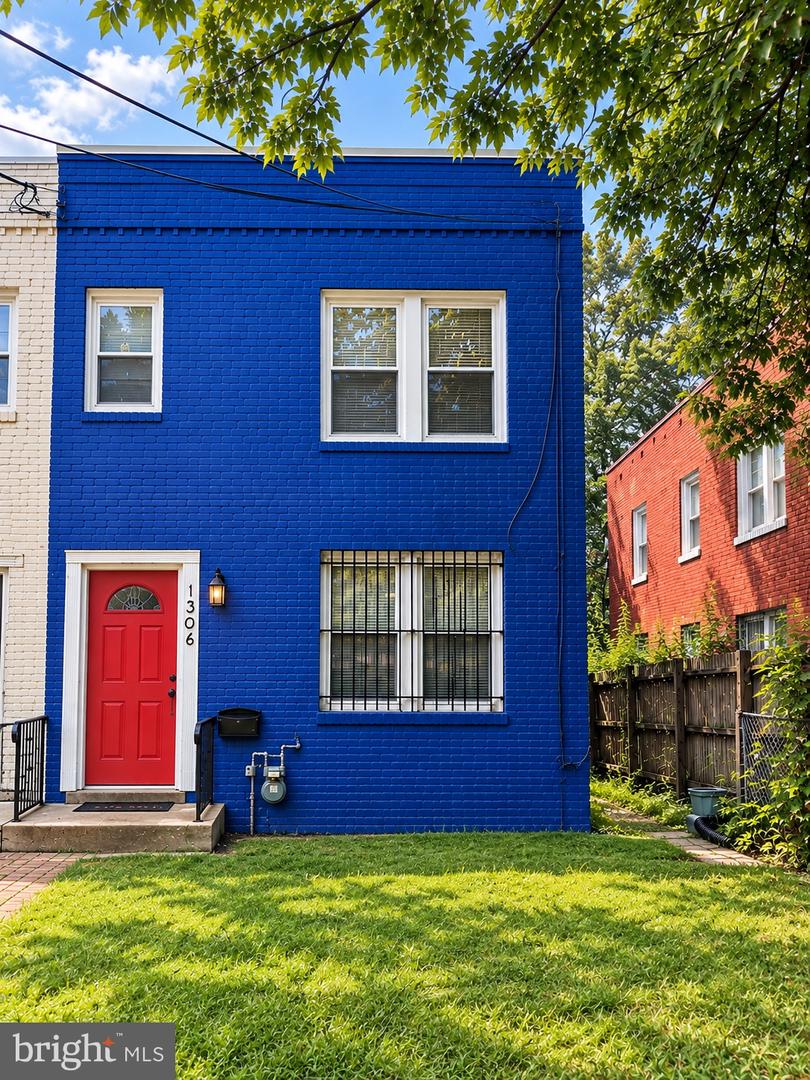 1306 Eastern Ave NE — photo