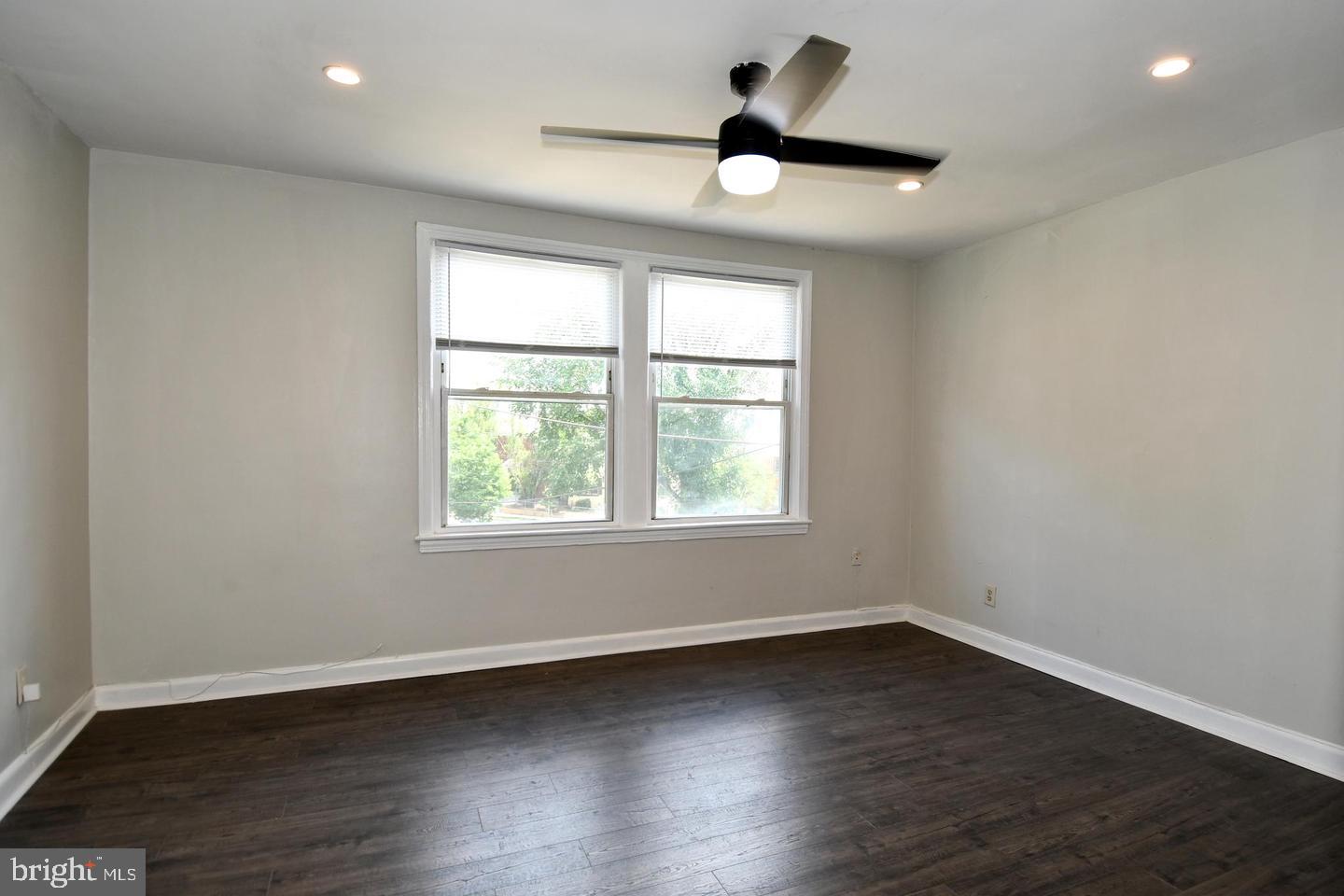 1314 Downing Pl NE #4 — photo