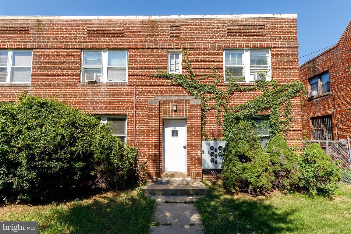 430 Mellon St SE #2 — photo