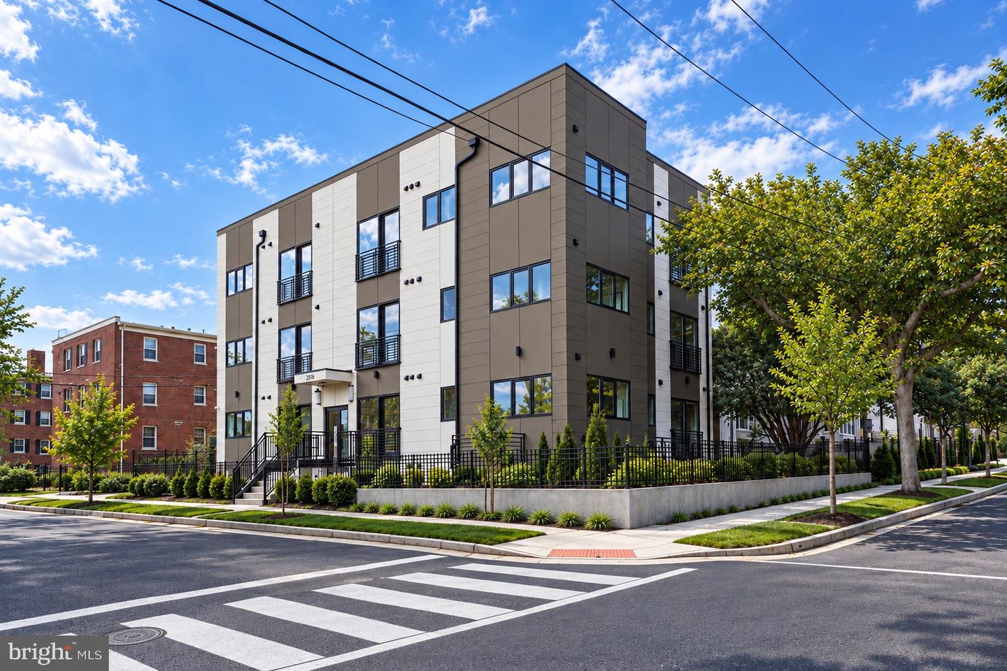 2117 M St NE #Penthouse — photo