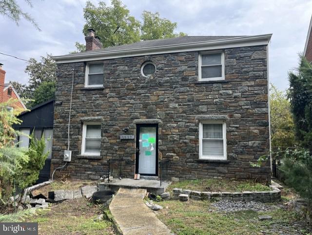 3537 Highwood Dr SE — photo