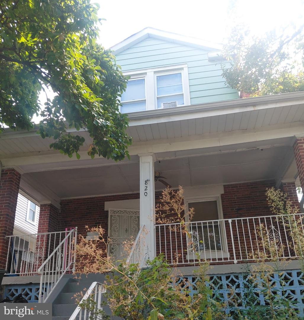 820 Buchanan St NW — photo
