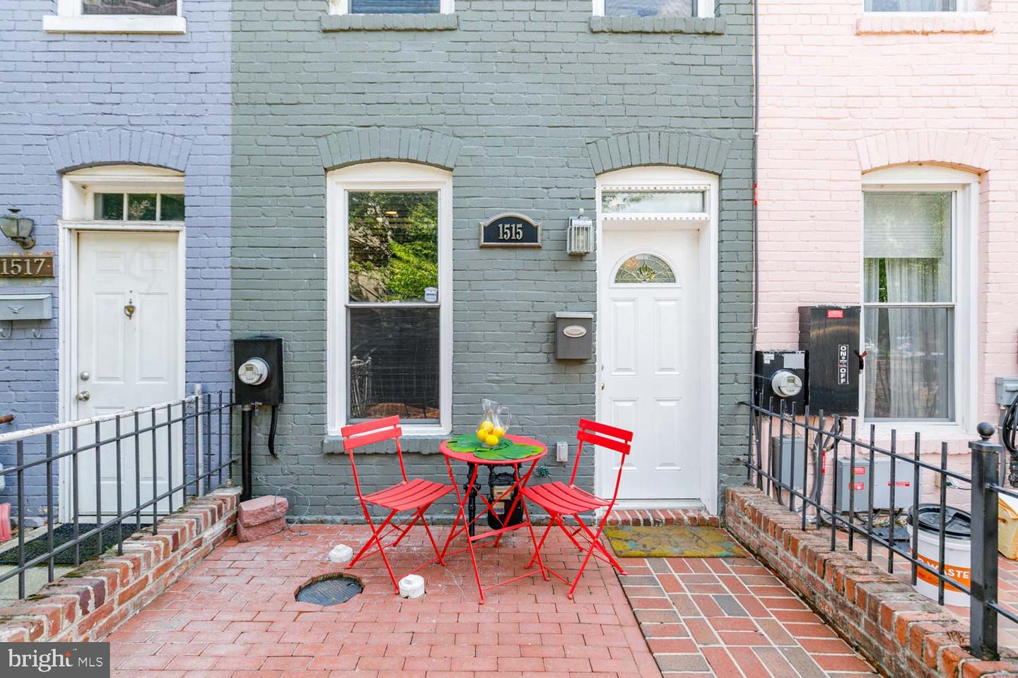 1515 Independence Ave SE — photo