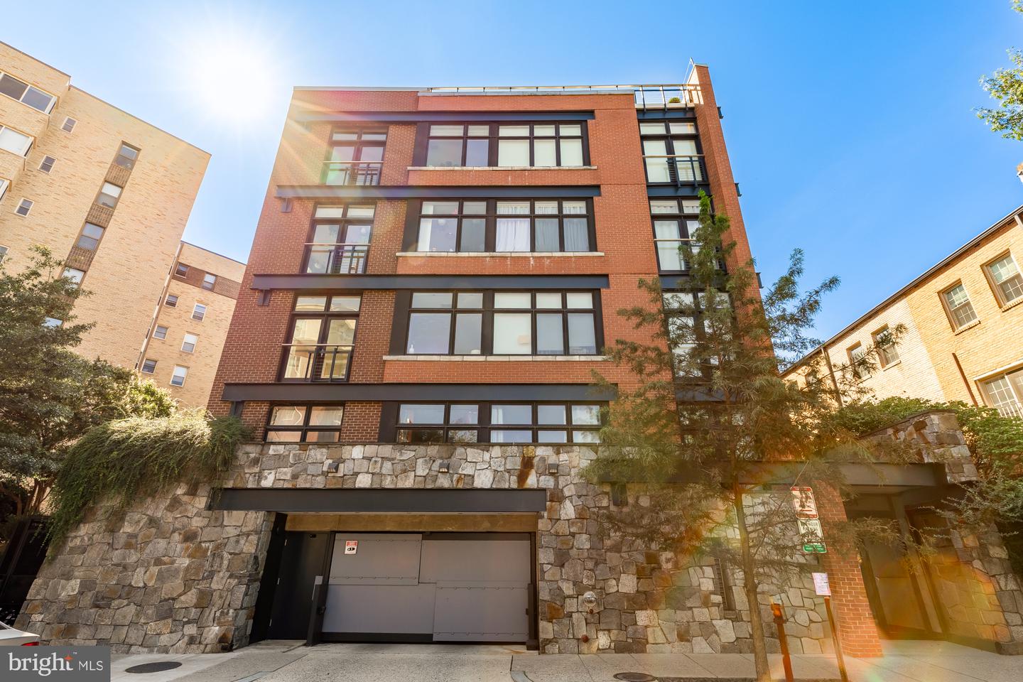 1654 Euclid St NW #202 — photo