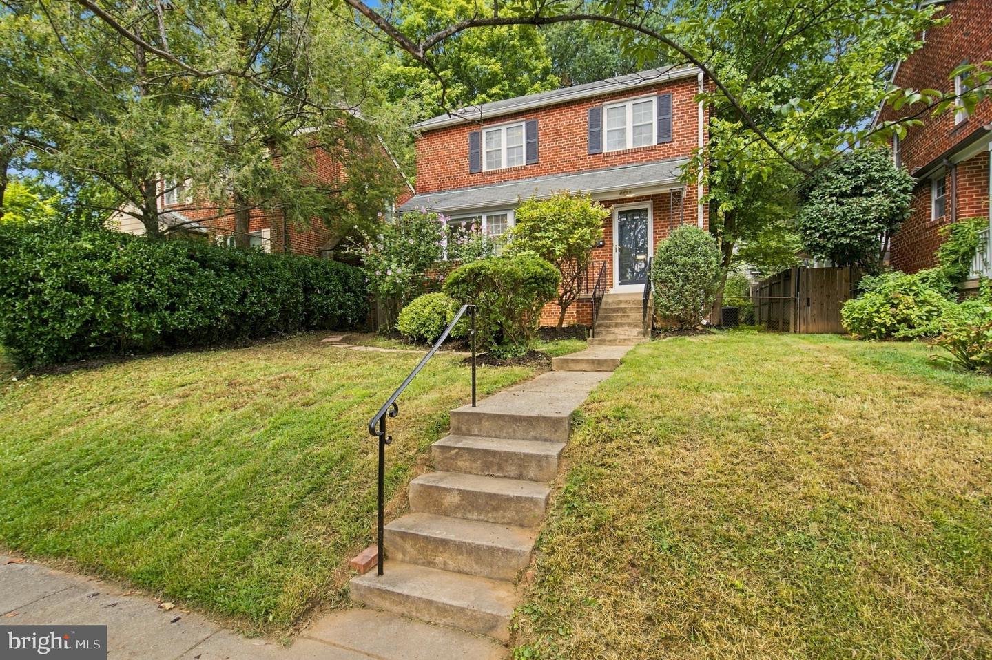 4839 Yuma St NW — photo