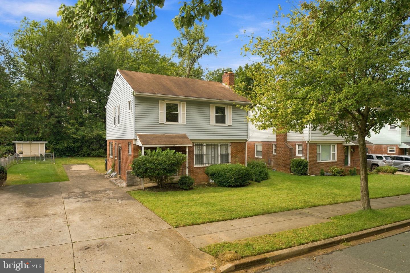 3039 O St SE — photo