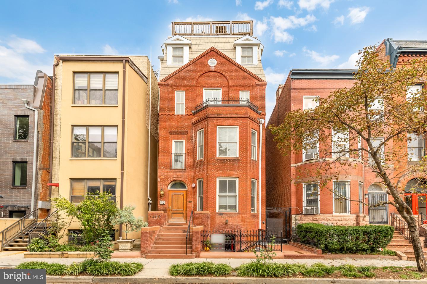 1459 Harvard St NW #4 — photo