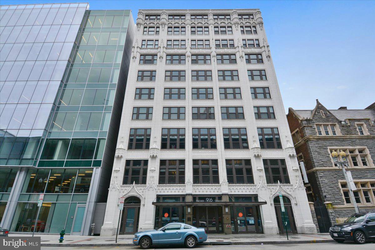 916 NW G St NW #1002 — photo