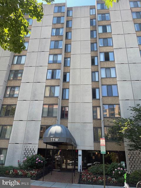 1440 N St N #910 — photo