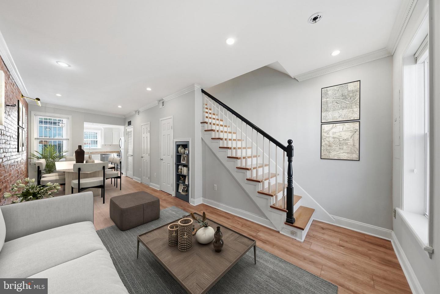 1237 Wylie St NE — photo