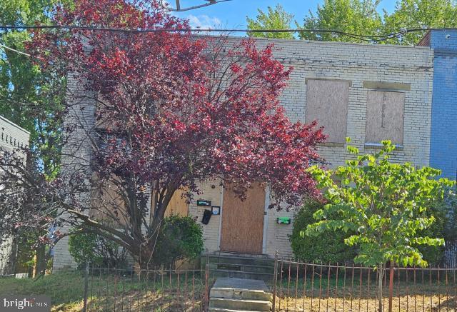56 Galveston Place SW — photo