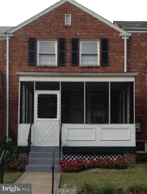 44 Girard St NE — photo