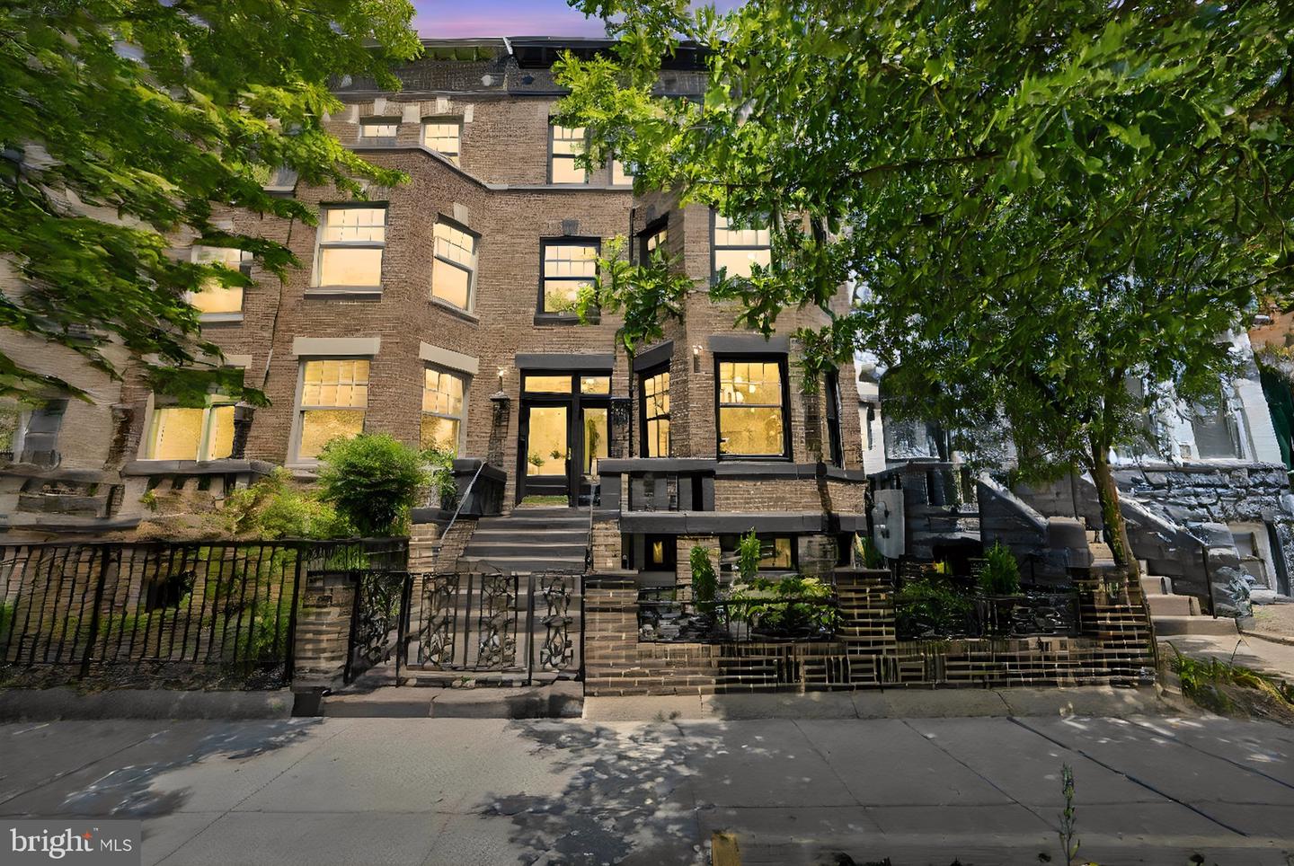 1721 S S St NW — photo