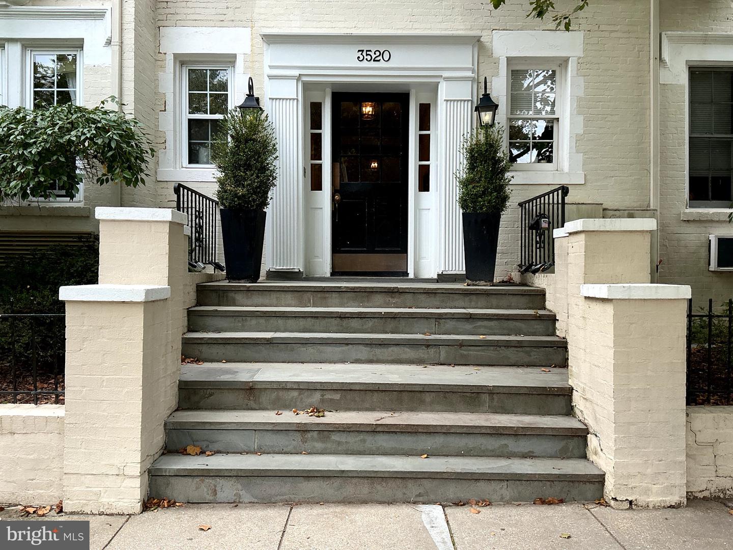 3520 W Pl NW NW #202 — photo