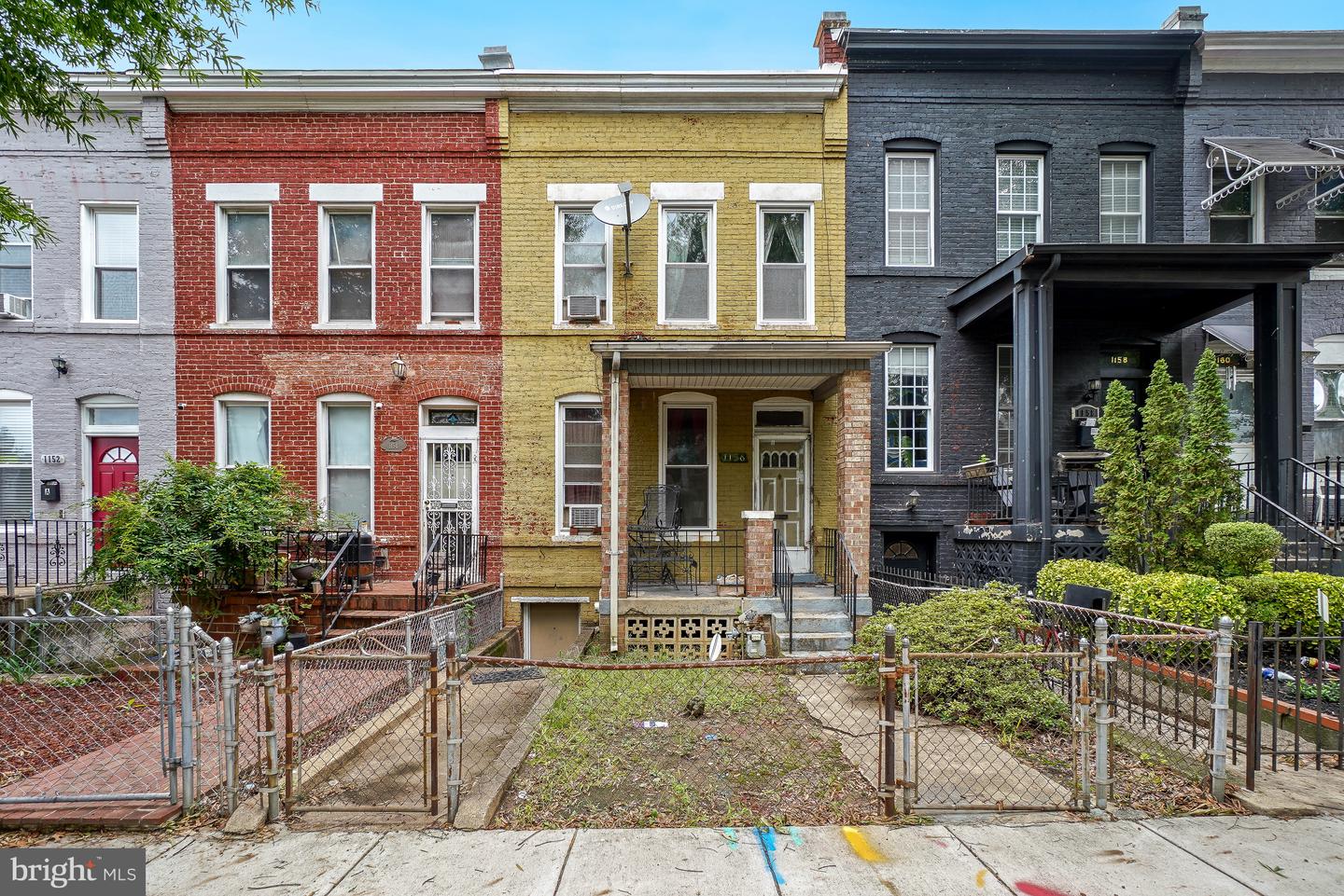 1156 Neal St NE — photo