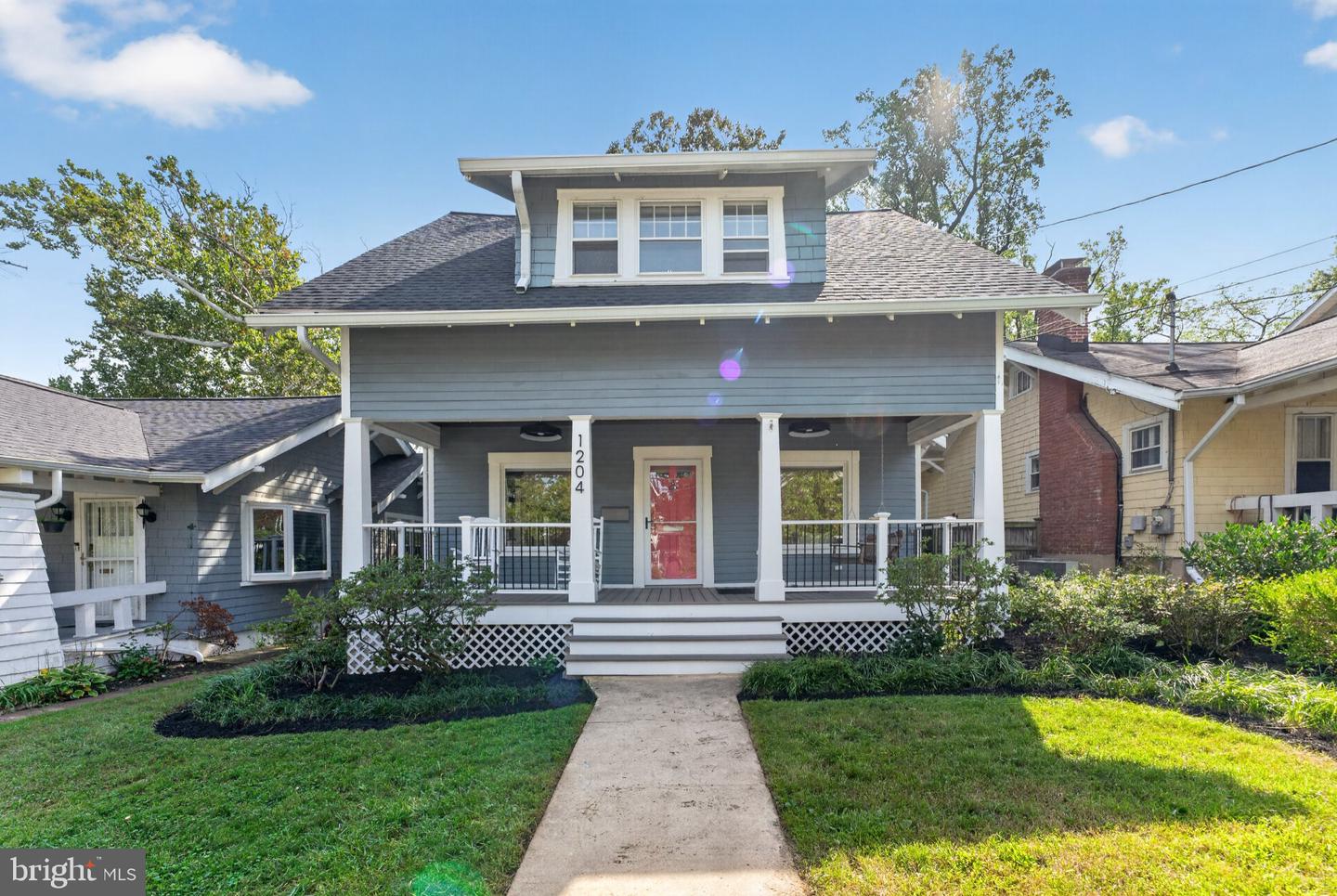 1204 Holly St NW — photo