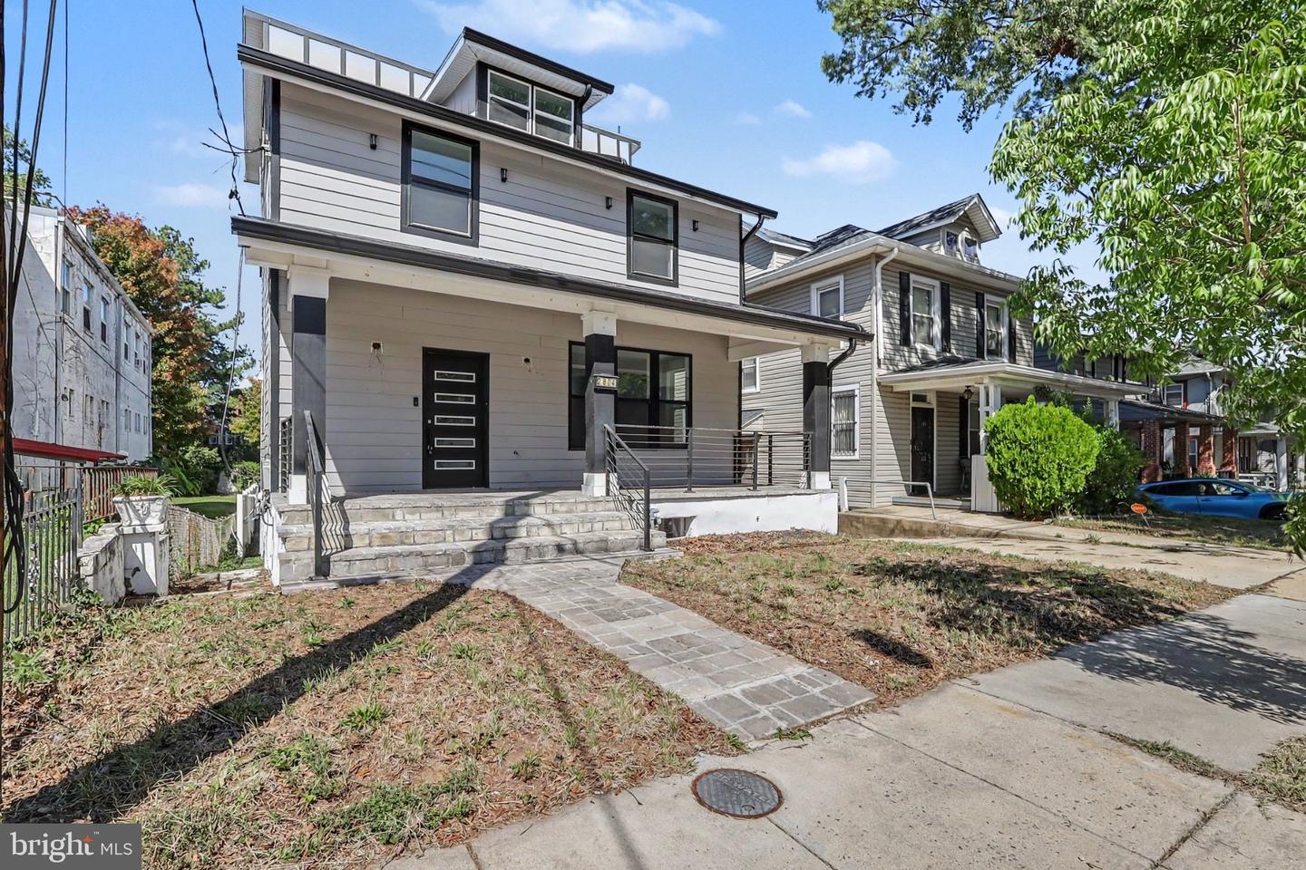 2804 Rhode Island Ave NE — photo