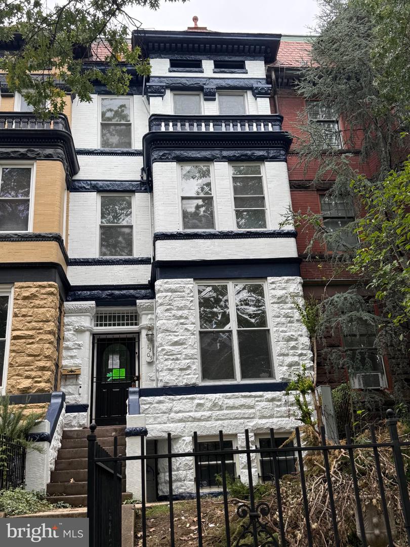 1303 Euclid St NW — photo