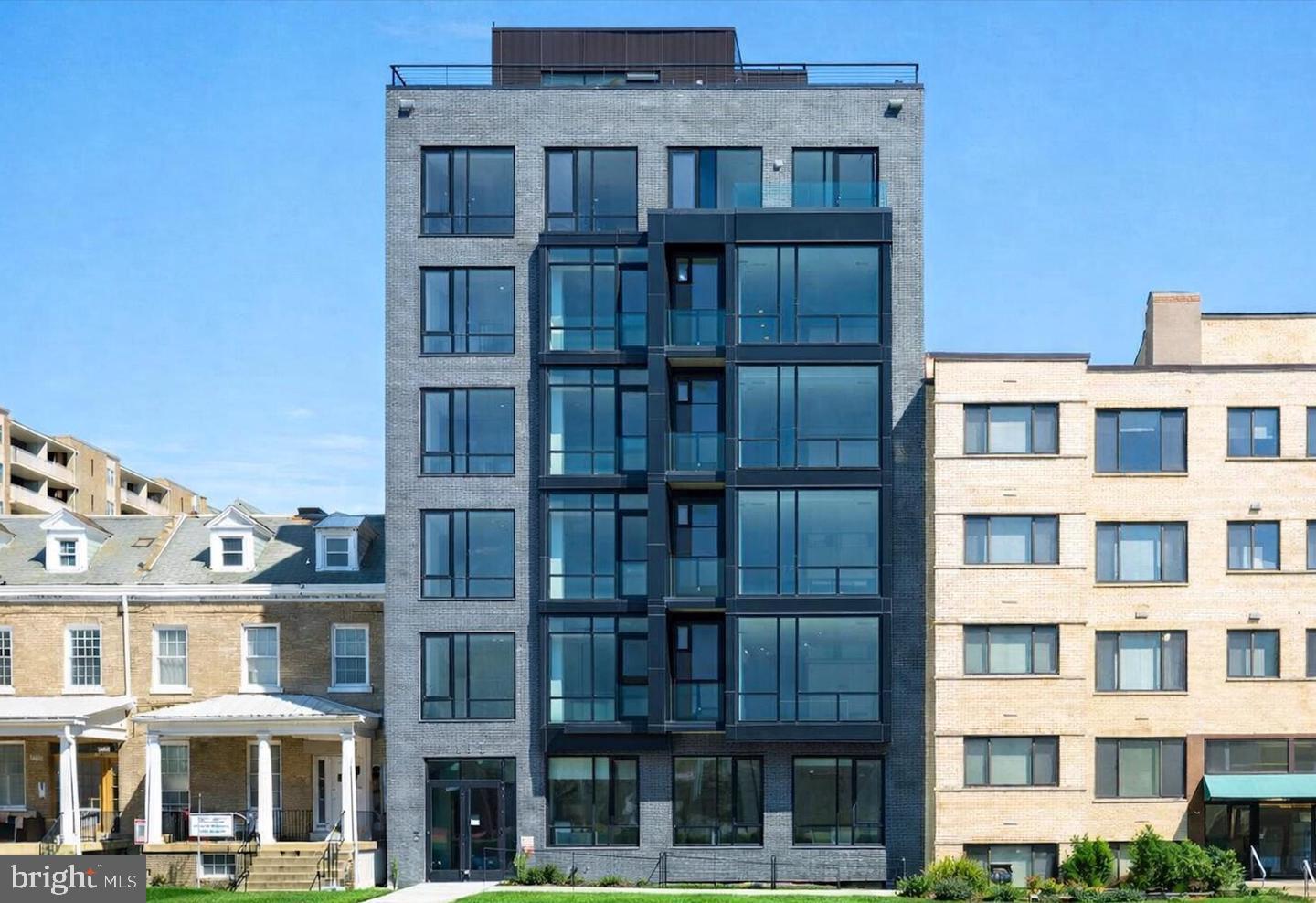 4111 Connecticut Ave NW #Ph604 — photo