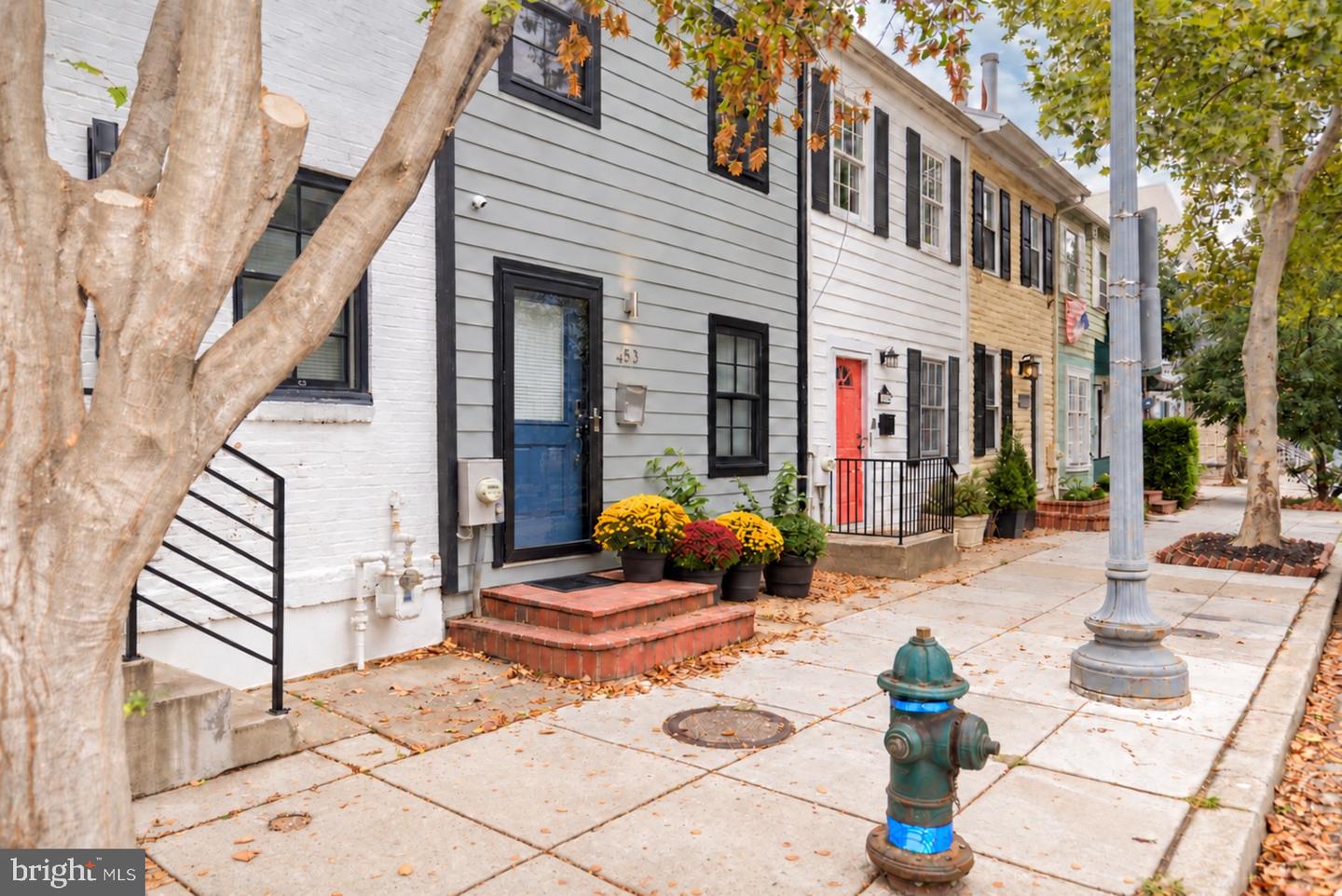 435 Ridge St NW — photo