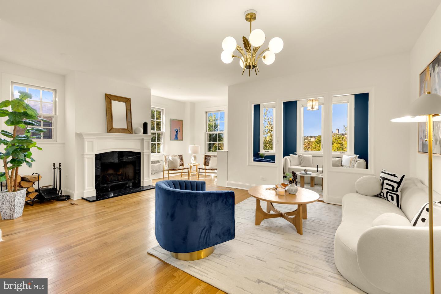 2040 Belmont Rd NW #606 — photo