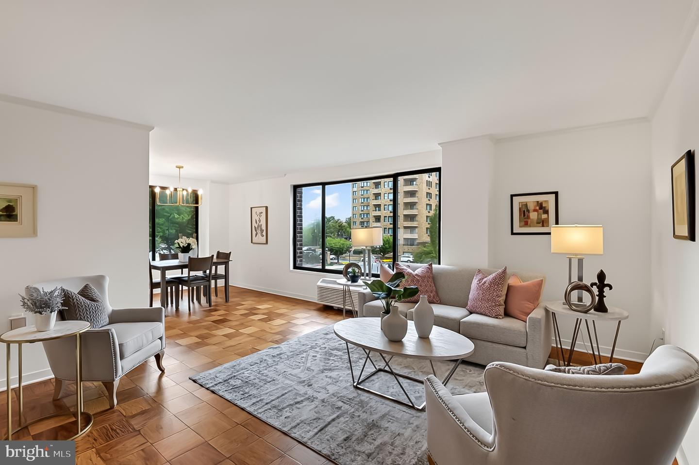 2501 Calvert St NW #301 — photo