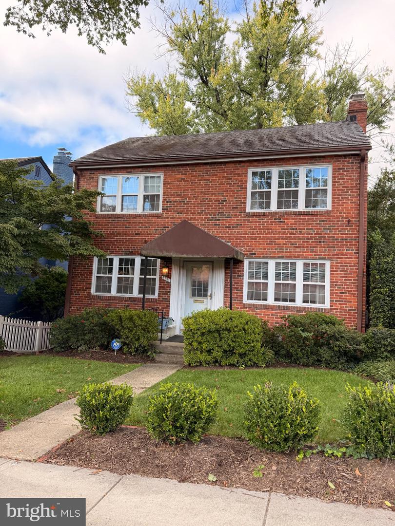 4811 Yuma St NW — photo