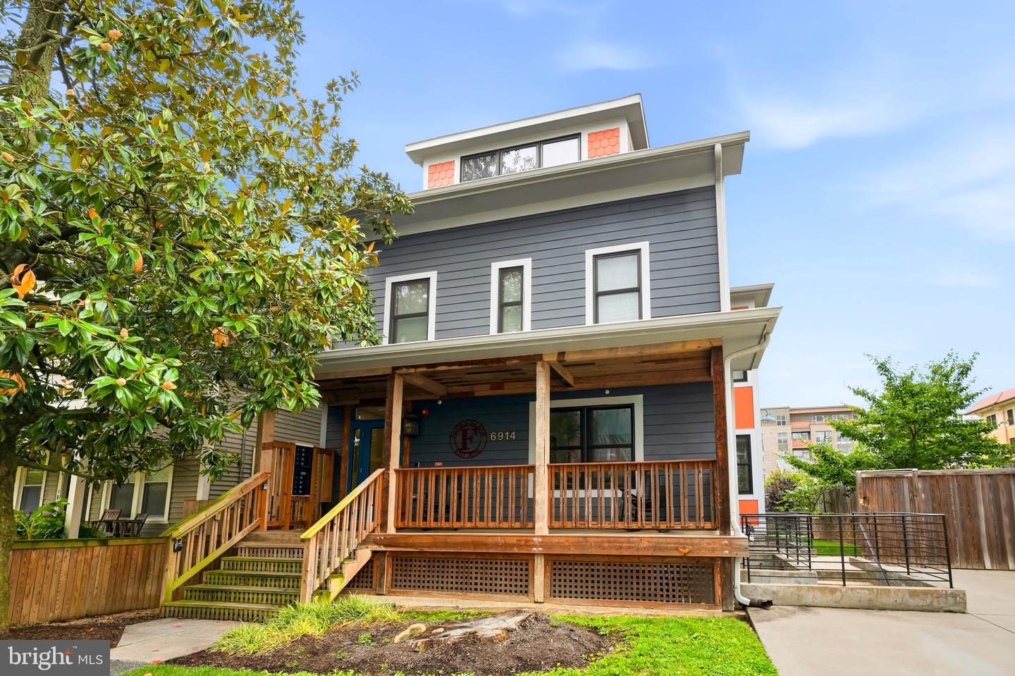 6914 Willow St NW #1 — photo