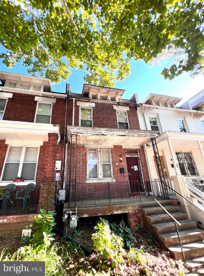 922 Euclid St NW — photo