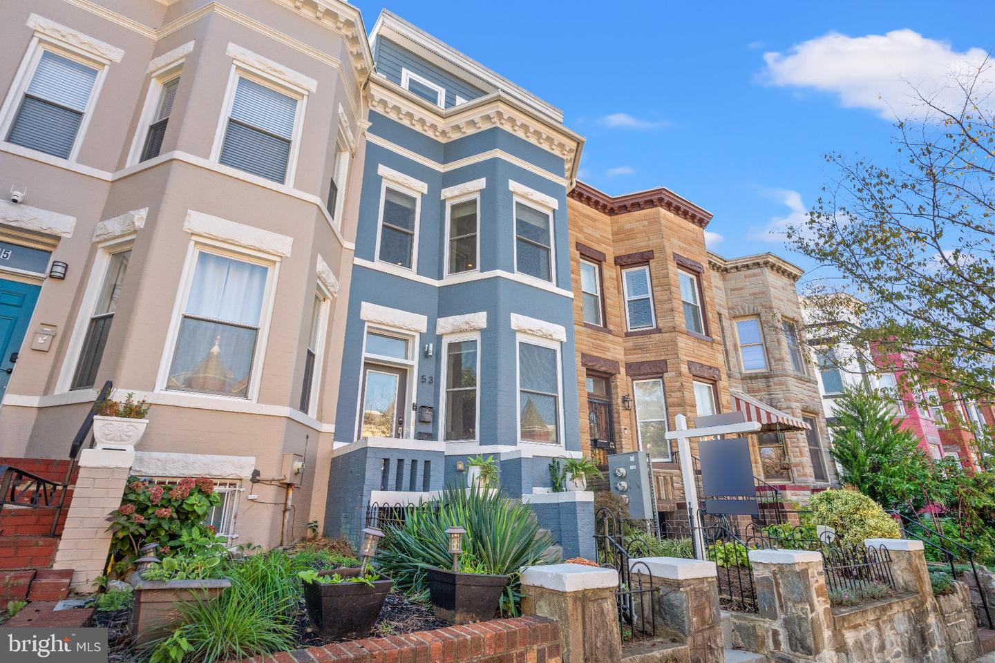 53 R St NE #2 — photo