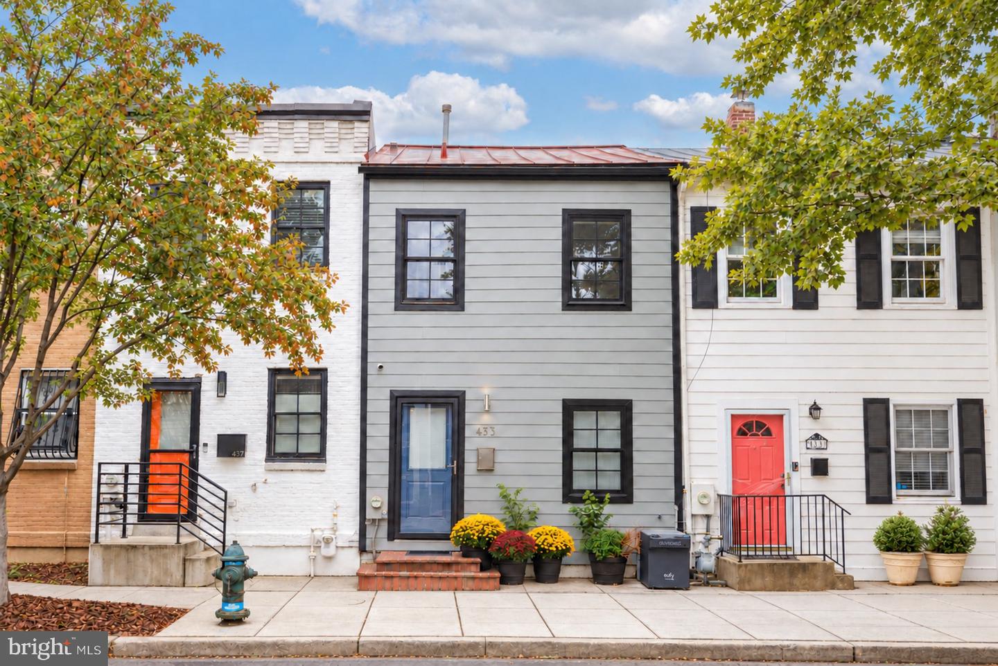 435 Ridge St NW — photo
