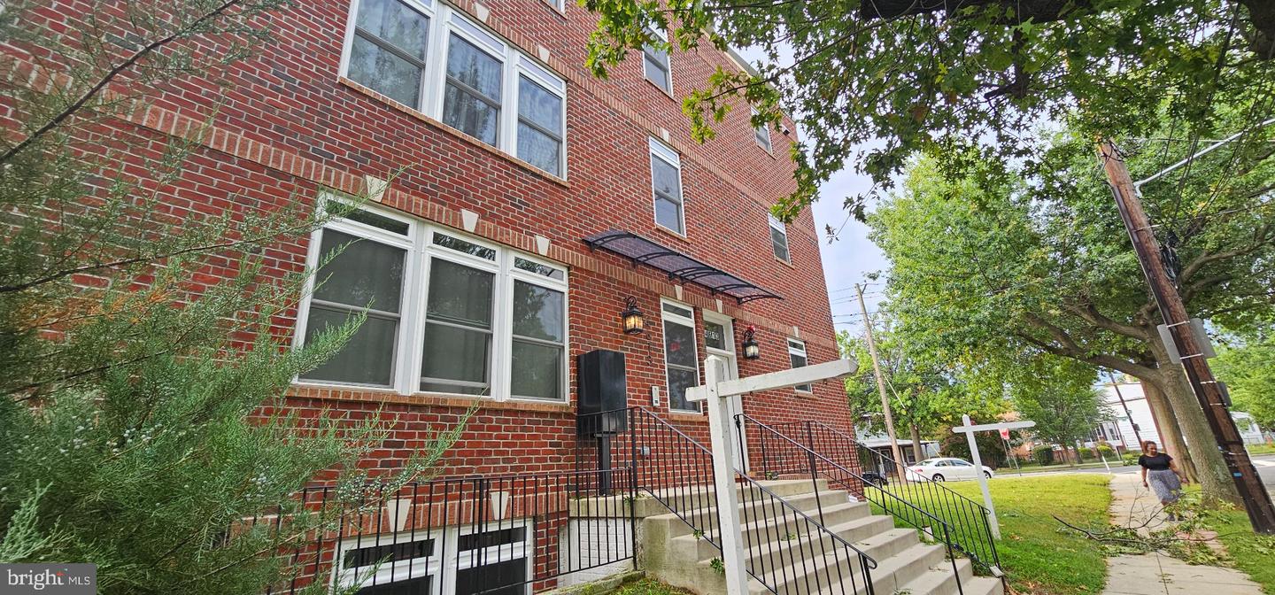 4613 Minnesota Ave NE #2 — photo