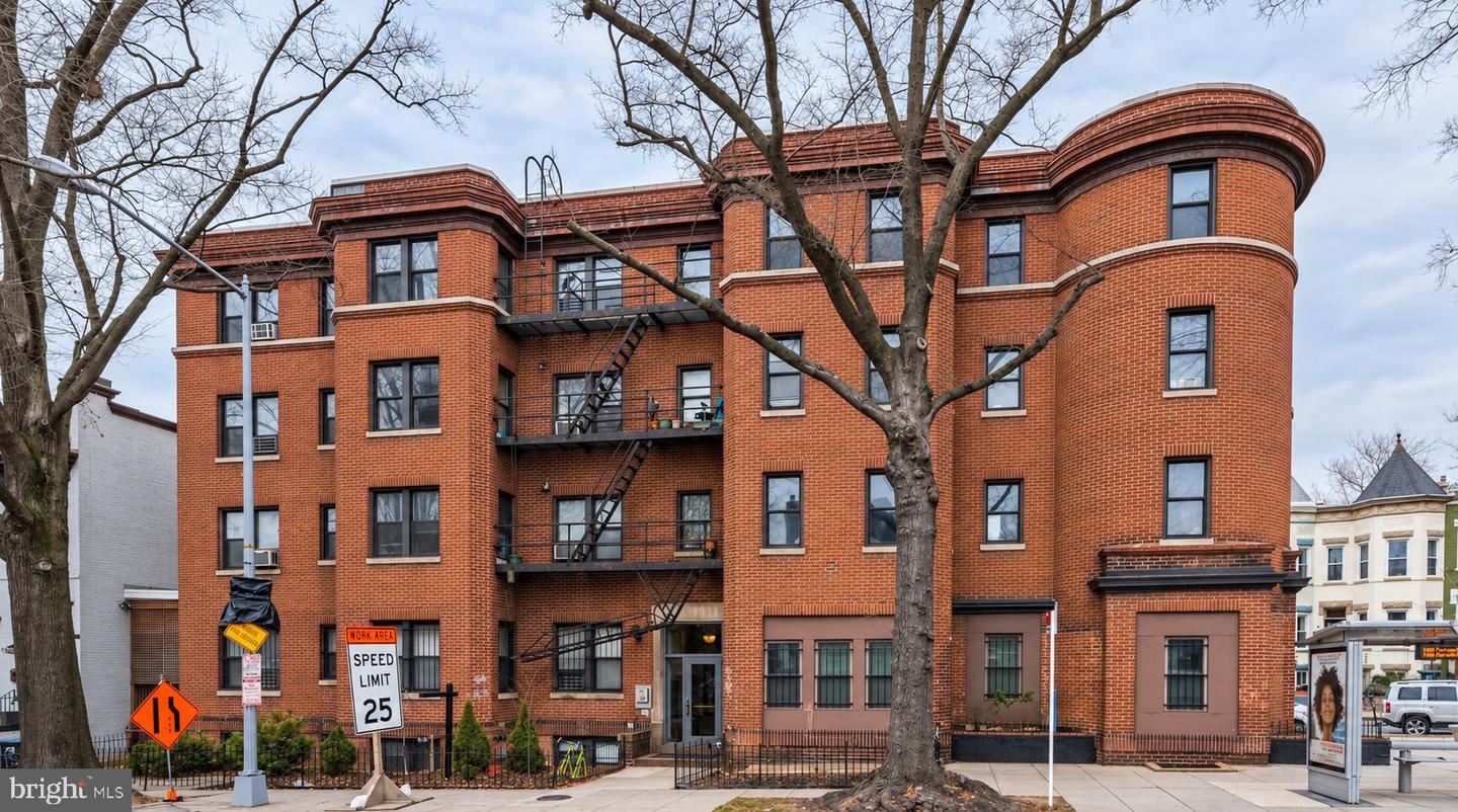 5 Rhode Island Ave NW #403 — photo
