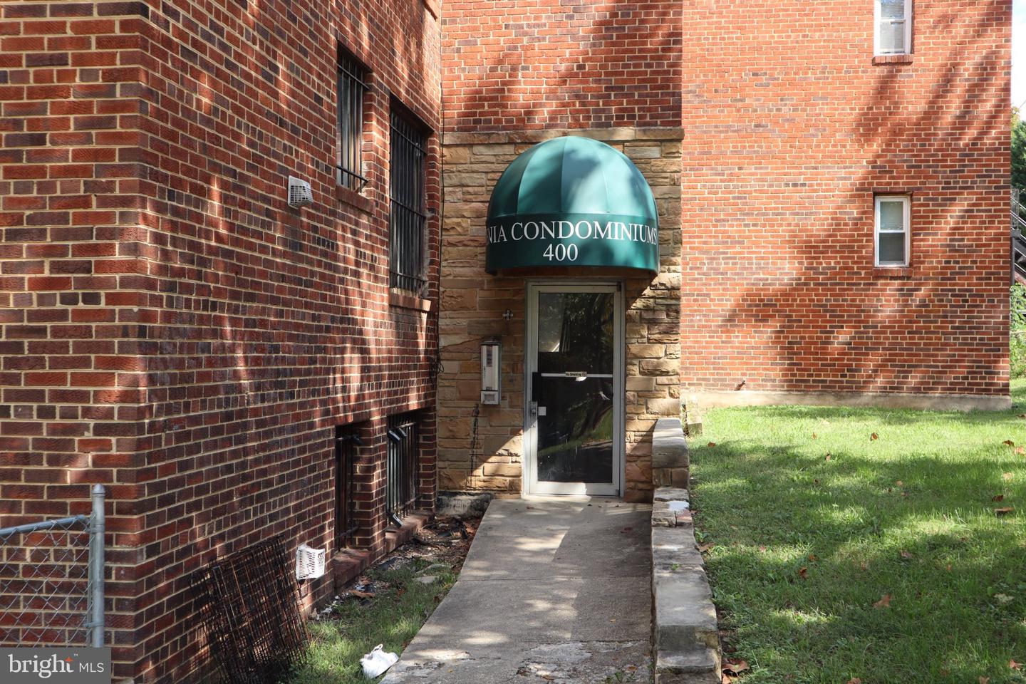 400 Xenia St SE #2 — photo